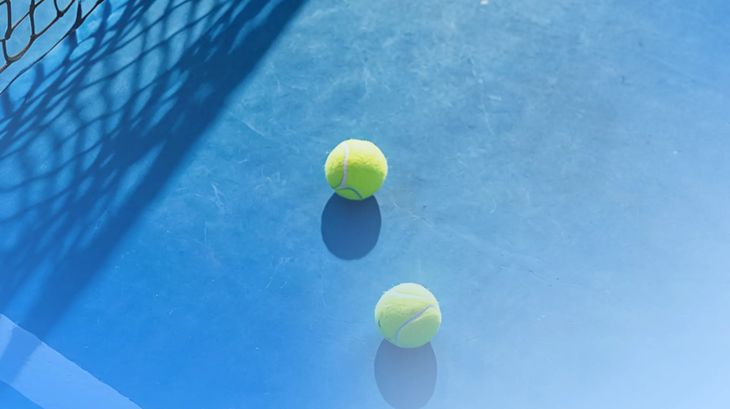 Club de tenis este un șablon Webflow premium, conceput pentru academii de tenis, antrenori sportivi și platforme de antrenament online.